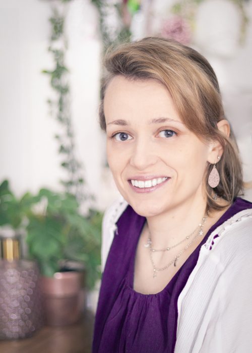 Sara-Isabell Buch, Autorin und Lektorin im SchreibAtelier